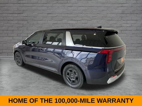 Used 2026 Kia Carnival FWD image 2