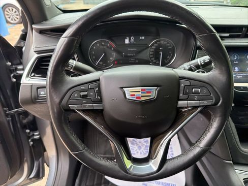 Used 2022 Cadillac XT6 Premium Luxury AWD/4WD image 20