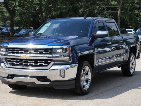 Used 2017 Chevrolet Silverado 1500 LTZ w/ Sport Package AWD/4WD image 3