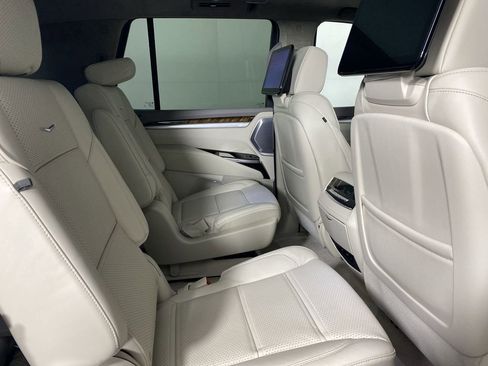 New 2026 Cadillac Escalade Platinum Sport w/ LPO, ONYX Package image 27