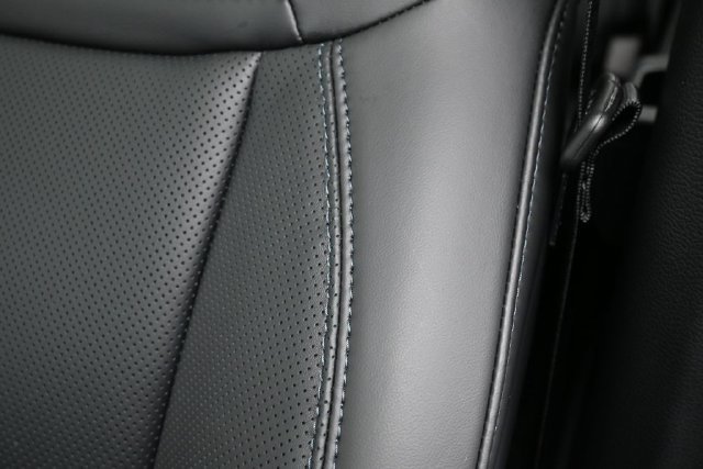 New 2026 Ford F250 Platinum AWD/4WD image 16