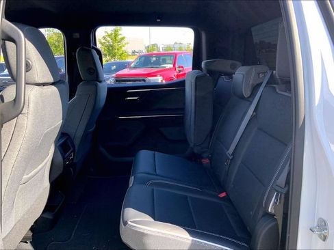 Used 2026 GMC Sierra EV Elevation w/ LPO, Elevation Dark Package AWD/4WD image 11