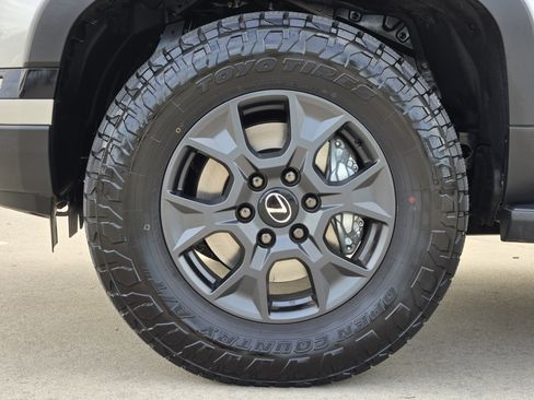 Used 2025 Lexus GX 550 image 16