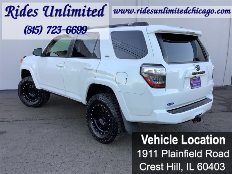 Used 2014 Toyota 4Runner SR5 AWD/4WD image 4