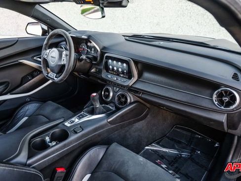 Used 2020 Chevrolet Camaro SS image 23