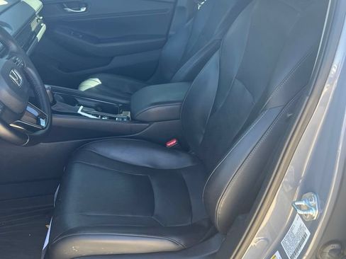 Used 2023 Honda Accord EX-L image 8
