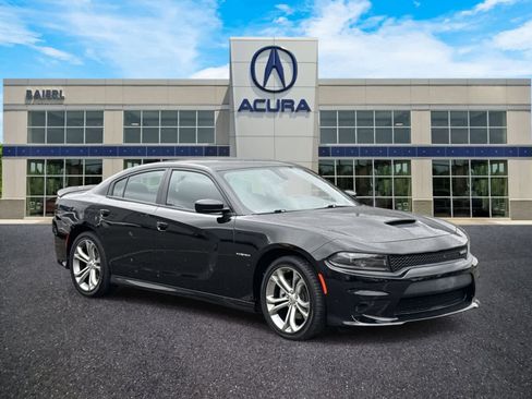 Used 2022 Dodge Charger R/T w/ Driver Convenience Group image 7