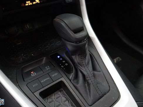 Used 2023 Toyota RAV4 XLE w/ Convenience Package image 19