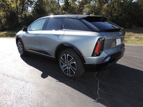 New 2026 Cadillac Optiq Sport 1 image 7