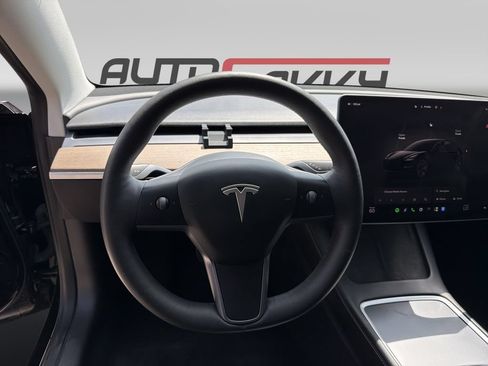 Used 2023 Tesla Model 3 Standard Range RWD image 12