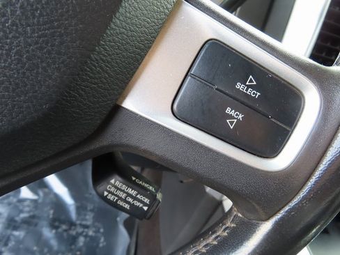 Used 2010 Dodge Ram 3500 Truck Laramie w/ Chrome Accents Group image 17