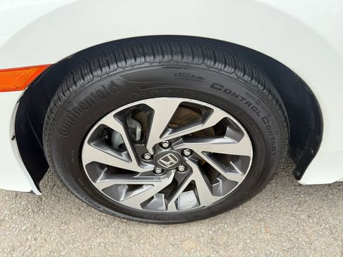 Used 2017 Honda Civic EX image 29