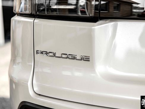 Used 2025 Honda Prologue EX image 14