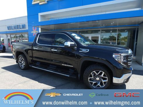 Certified 2023 GMC Sierra 1500 SLT w/ SLT Premium Package AWD/4WD image 1