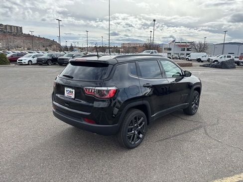 New 2026 Jeep Compass Latitude image 6