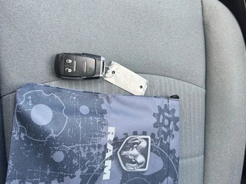 Used 2021 RAM 2500 Big Horn image 46