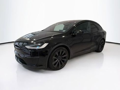 Used 2022 Tesla Model X Plaid AWD/4WD image 3