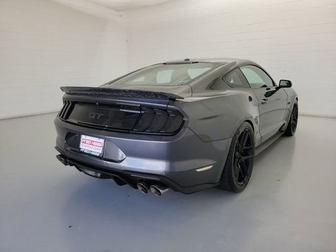 Used 2019 Ford Mustang GT RWD image 5
