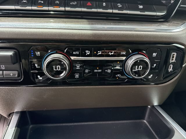 Used 2023 Chevrolet Silverado 1500 LTZ w/ LTZ Premium Texas Edition AWD/4WD image 19