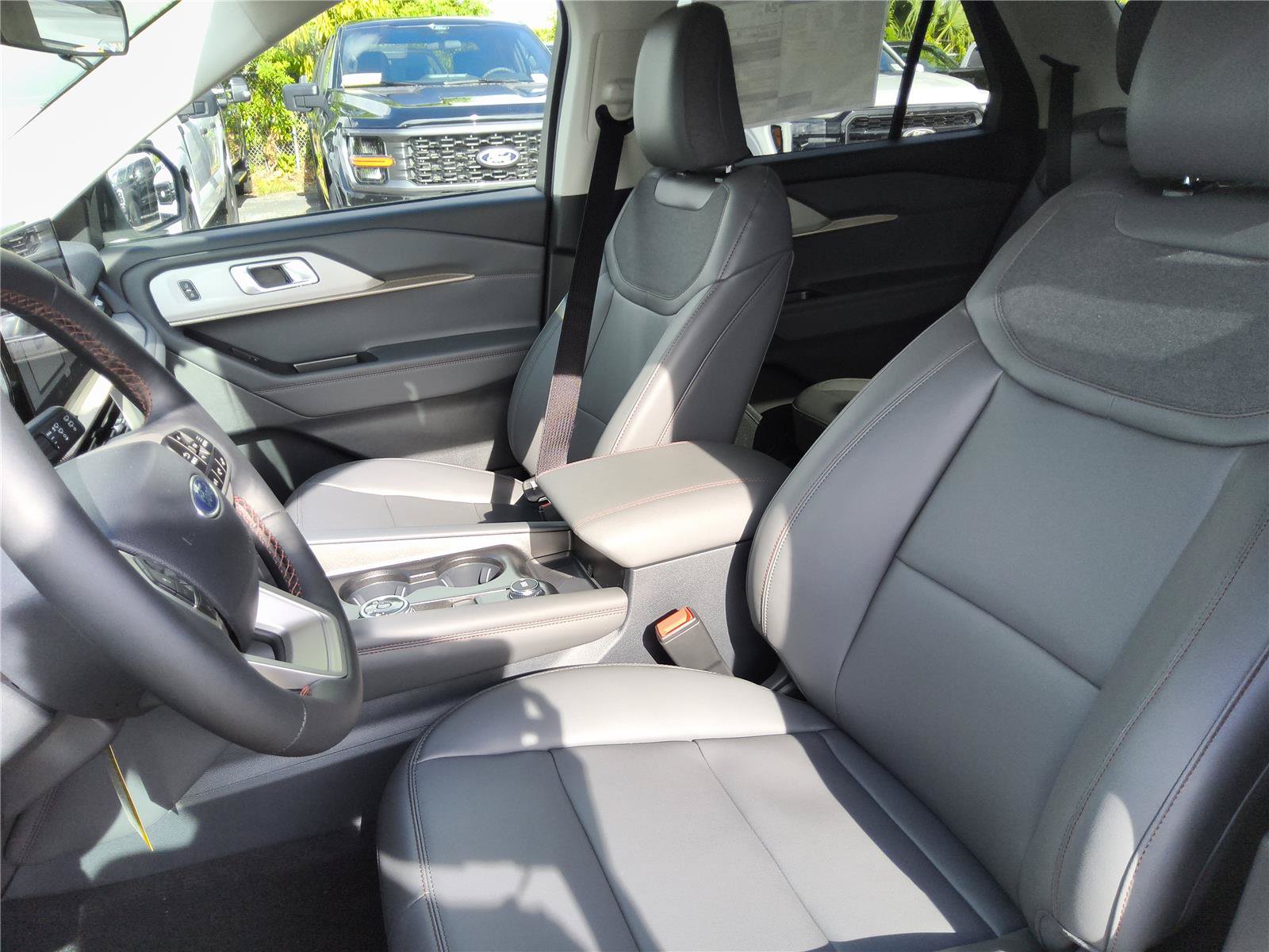 New 2026 Ford Explorer Active w/ Active Comfort Package RWD image 14