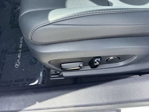 Certified 2024 Lexus ES 350 w/ Premium Package FWD image 12