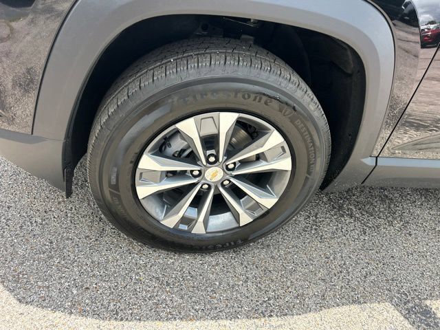 New 2027 Chevrolet Equinox LT w/ Safety and Technology Package FWD image 10