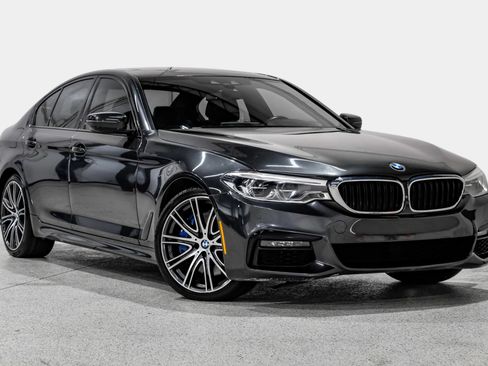 Used 2019 BMW 540i w/ M Sport Package RWD image 4