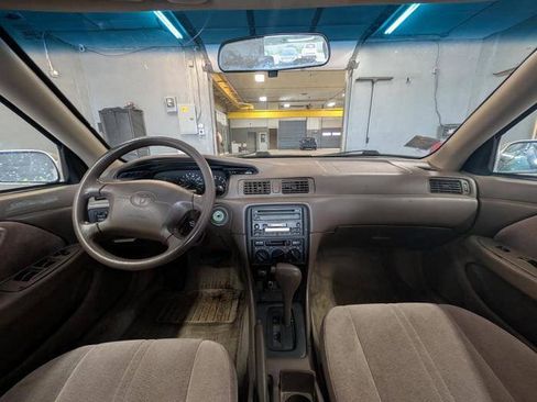 Used 1998 Toyota Camry CE FWD image 32