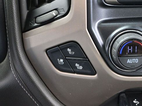 Used 2019 GMC Sierra 2500 Denali w/ Duramax Plus Package AWD/4WD image 24