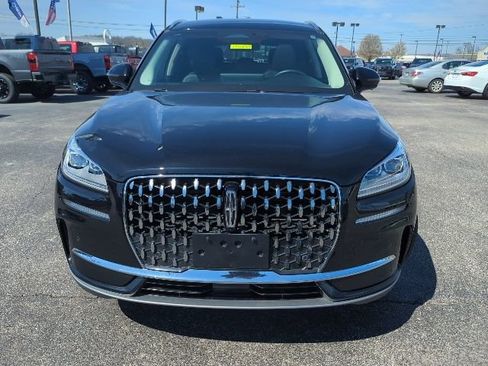 Used 2024 Lincoln Corsair Reserve w/ Equipment Group 201A FWD image 3