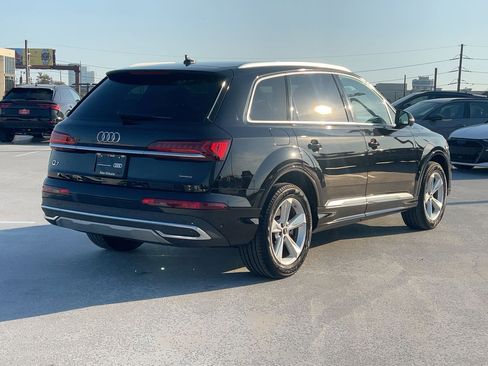 Certified 2023 Audi Q7 2.0T Premium Plus w/ Convenience Package AWD/4WD image 9