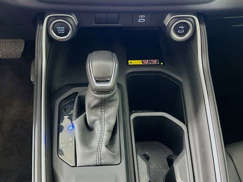 Used 2025 Toyota Grand Highlander FWD image 23