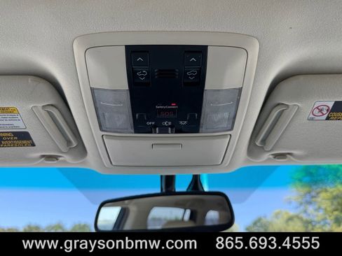 Used 2018 Lexus GX 460 Premium w/ Premium Package image 34