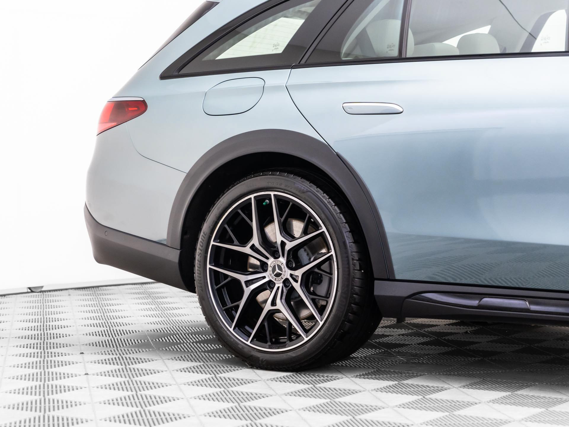 Certified 2024 Mercedes-Benz E 450 4MATIC All-Terrain Wagon image 36