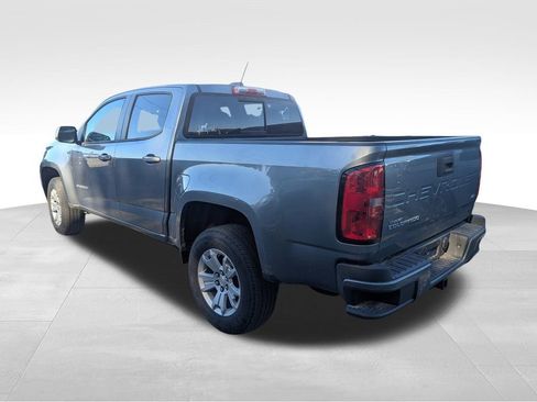 Used 2022 Chevrolet Colorado LT w/ LT Convenience Package image 8
