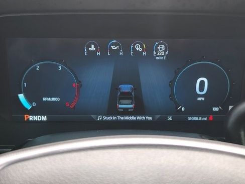 Used 2025 Ford F250 Platinum w/ FX4 Off-Road Package image 14