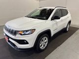 Used 2024 Jeep Compass Latitude image 3