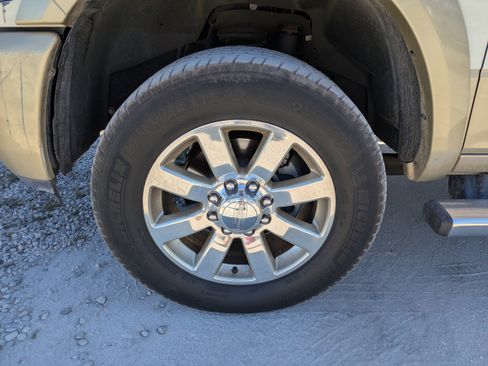 Used 2016 RAM 2500 Longhorn image 10