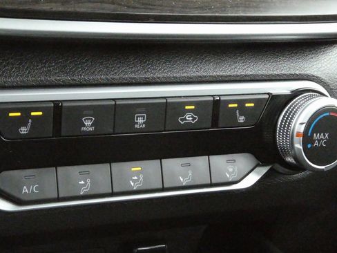 Used 2024 Nissan Altima 2.5 SV w/ SV Premium Package image 15