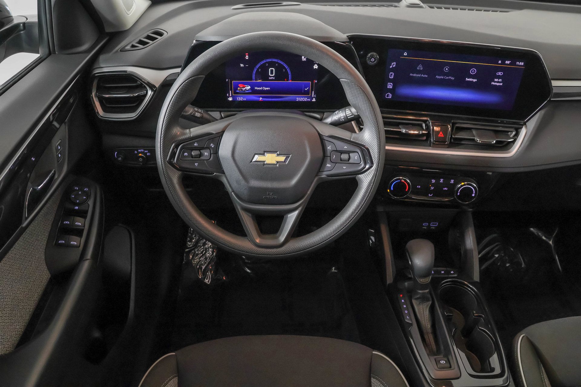 Used 2024 Chevrolet TrailBlazer LT w/ Driver Confidence Package FWD image 36