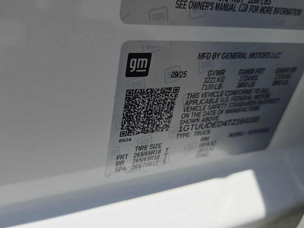Certified 2026 GMC Sierra 1500 SLT AWD/4WD image 4