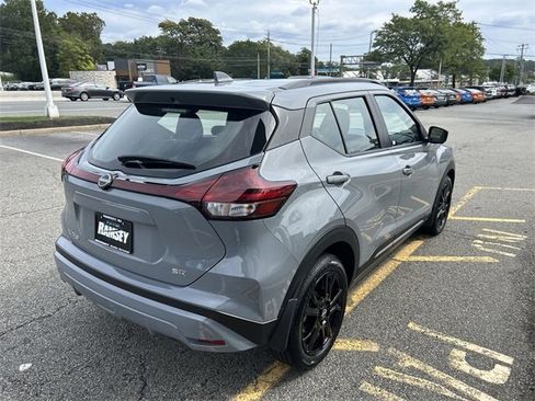 Certified 2024 Nissan Kicks SR image 8