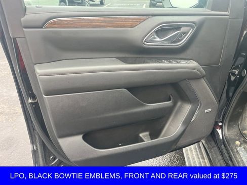 Used 2024 Chevrolet Suburban High Country w/ Advanced Technology Package image 11