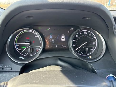 Used 2022 Toyota Camry XSE w/ Navigation Upgrade Package image 22