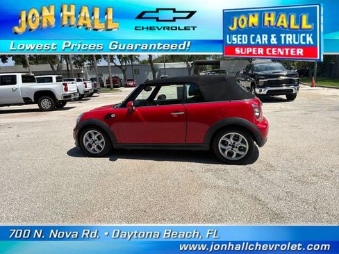 Used 2011 MINI Cooper Convertible FWD image 4