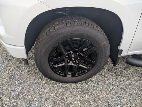 New 2026 Chevrolet Silverado 1500 Custom image 11