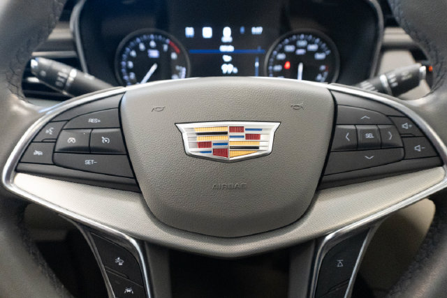 Used 2021 Cadillac XT5 Premium Luxury AWD/4WD image 8