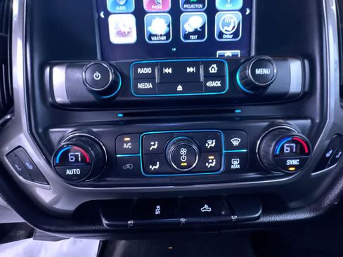 Used 2018 Chevrolet Silverado 1500 LT w/ All Star Edition image 28