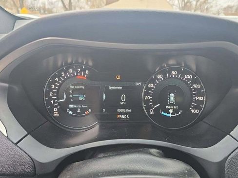 Used 2017 Lincoln MKZ Select w/ Technology Package image 8