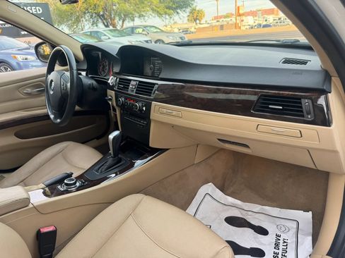 Used 2011 BMW 328i Sedan RWD image 38
